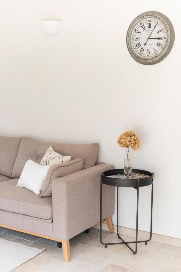 La Petite Ruche, 1 Bedroom Gite In The Luberon Apt Εξωτερικό φωτογραφία