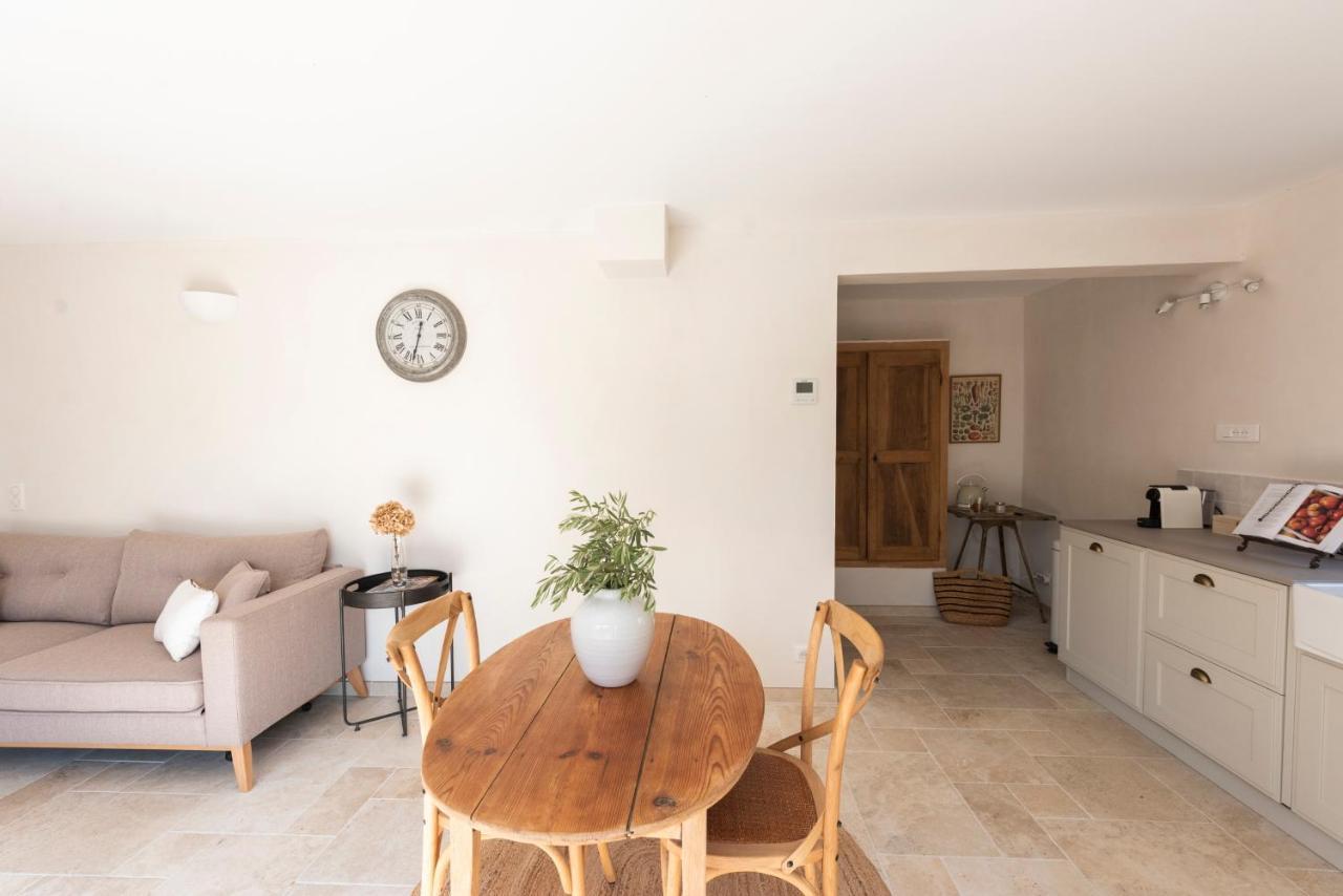 La Petite Ruche, 1 Bedroom Gite In The Luberon Apt Εξωτερικό φωτογραφία