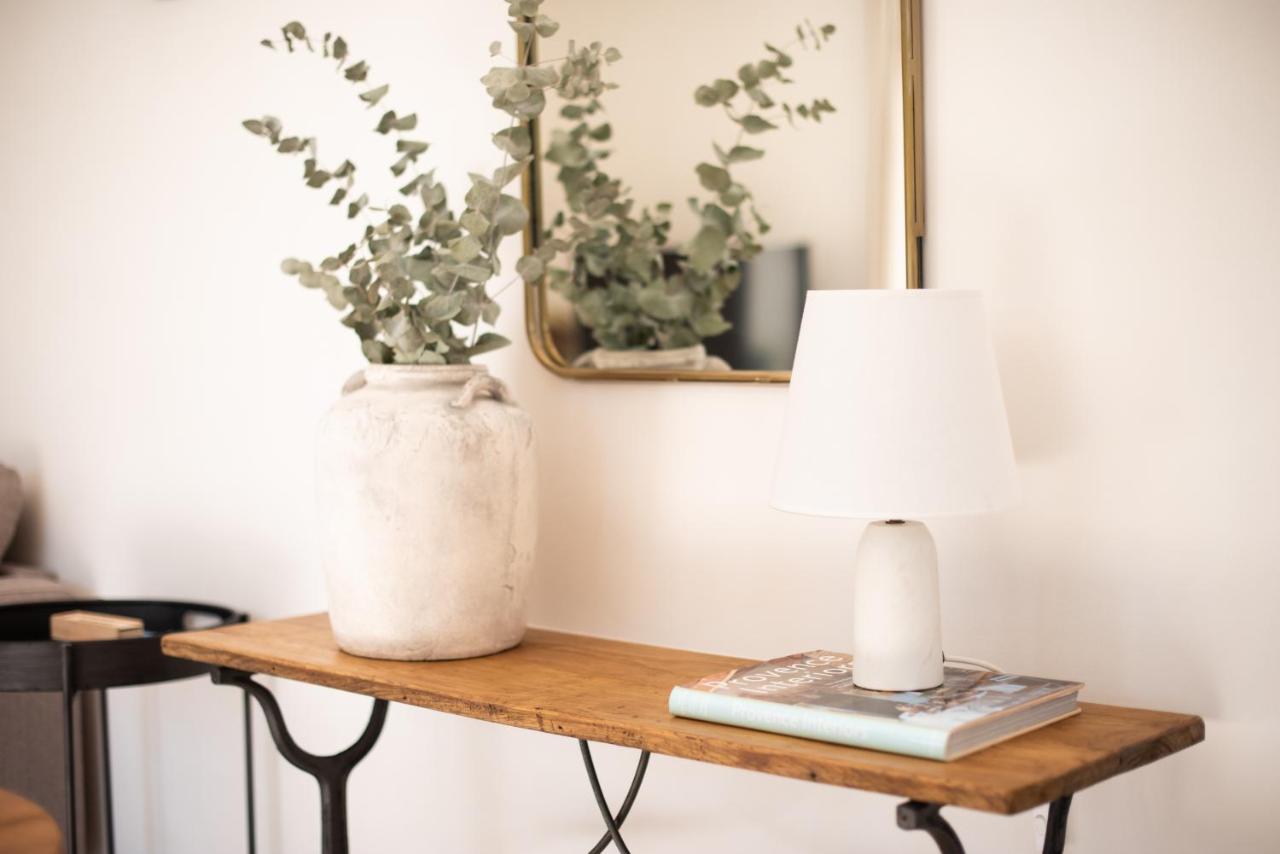 La Petite Ruche, 1 Bedroom Gite In The Luberon Apt Εξωτερικό φωτογραφία